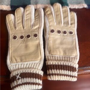 Beige and Brown Knit Gloves